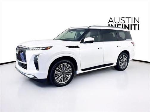 2025 INFINITI QX80 Luxe