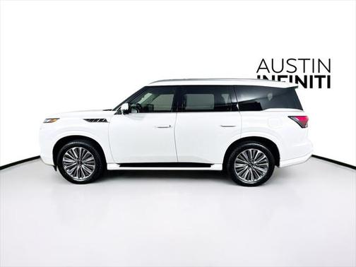 2025 INFINITI QX80 Luxe