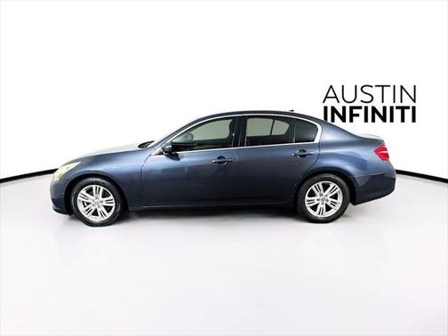 2011 INFINITI G37 Journey