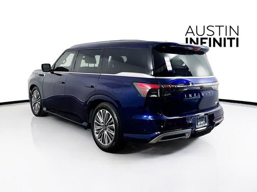 2025 INFINITI QX80 Luxe