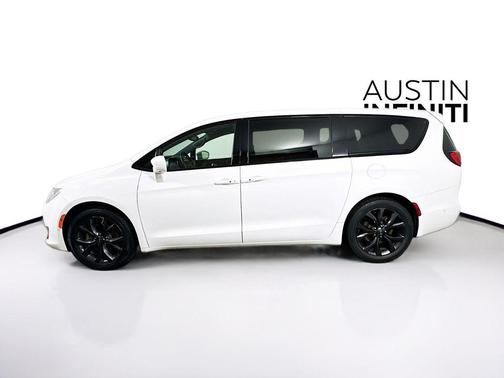 2019 Chrysler Pacifica Touring Plus