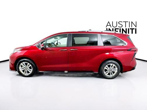 2024 Toyota Sienna Limited