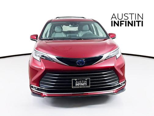 2024 Toyota Sienna Limited