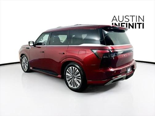 2025 INFINITI QX80 Luxe