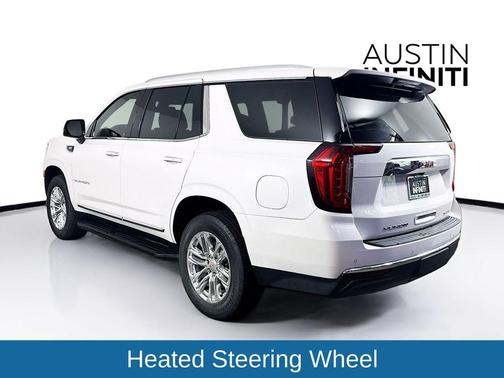 White Frost Tricoat 2022 GMC Yukon SLT