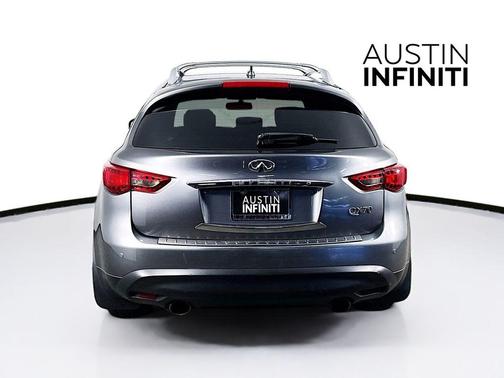 2016 INFINITI QX70 Base
