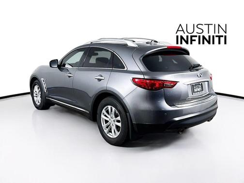 2016 INFINITI QX70 Base