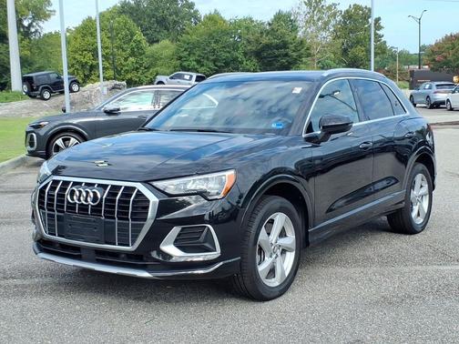 Mythos Black Metallic 2020 Audi Q3 45 Premium