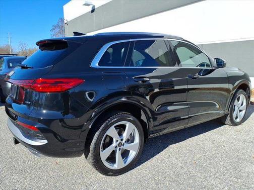 2025 Audi Q5 Premium Plus TFSI quattro S tronic