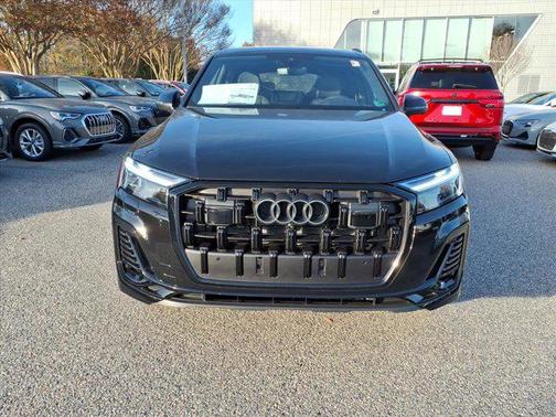 2026 Audi Q7 45 Premium