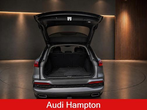 Tambora Gray Metallic 2025 Audi Q5 Premium Plus TFSI quattro S tronic