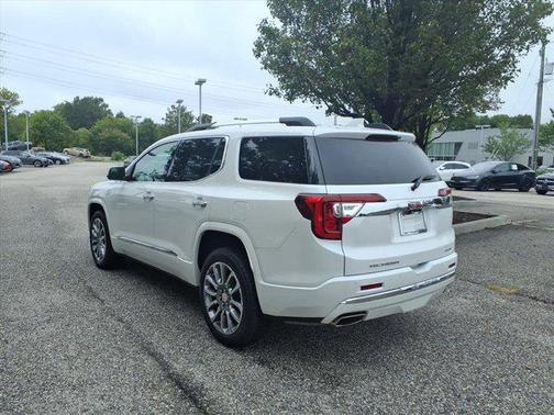 2020 GMC Acadia Denali