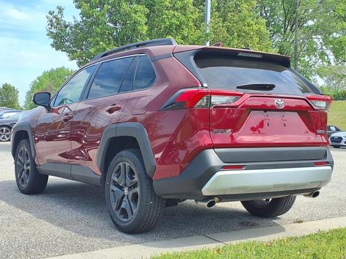 2023 Toyota RAV4 Adventure