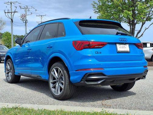 2022 Audi Q3 45 S line Premium