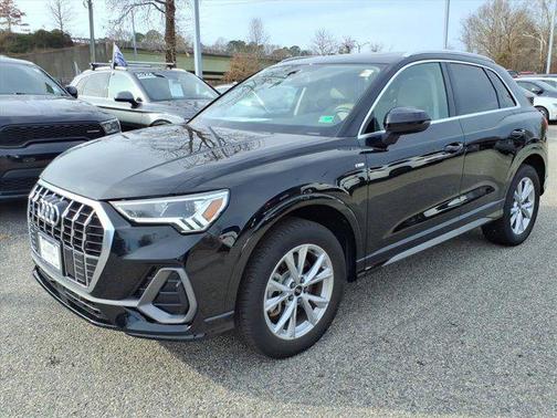 2024 Audi Q3 45 S line Premium Plus