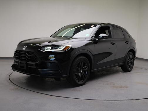 Crystal Black Pearl 2026 Honda HR-V AWD Sport