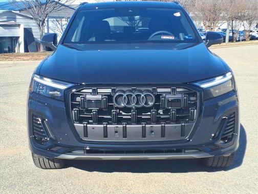 2026 Audi Q7 45 Premium Plus