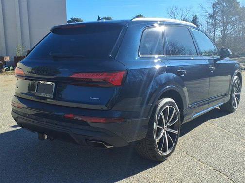 2026 Audi Q7 45 Premium Plus