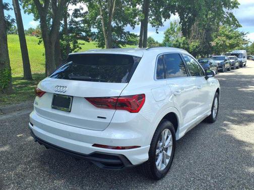 2025 Audi Q3 Premium 45 TFSI S line quattro Tiptronic