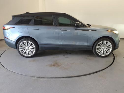 Byron Blue Metallic 2019 Land Rover Range Rover Velar P250 S