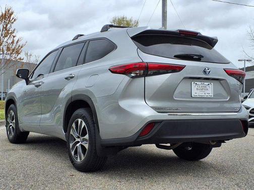 2020 Toyota Highlander Hybrid XLE