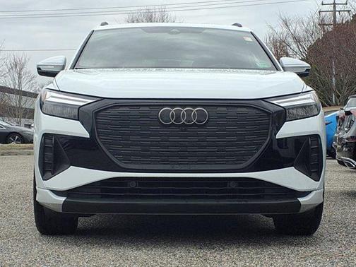 2025 Audi Q4 e-tron Premium 45 quattro