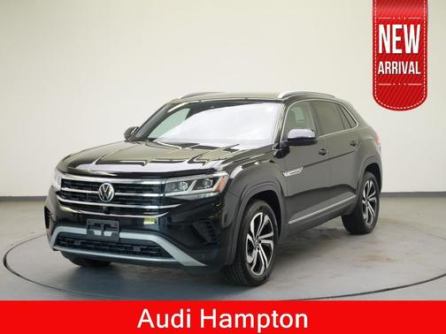 Deep Black Pearl 2020 Volkswagen Atlas Cross Sport 3.6L V6 SEL 4MOTION