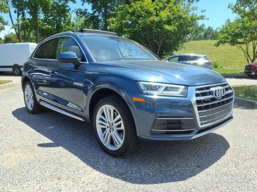 Utopia Blue Metallic 2018 Audi Q5 2.0T Prestige