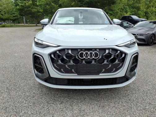 Glacier White Metallic 2026 Audi Q5 Sportback Prestige TFSI quattro S tronic