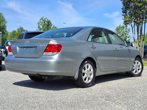2005 Toyota Camry XLE V6
