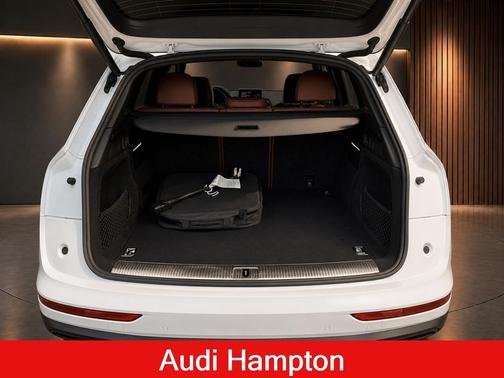 Ibis White 2020 Audi Q5 Premium Plus 55 TFSI e quattro S tronic