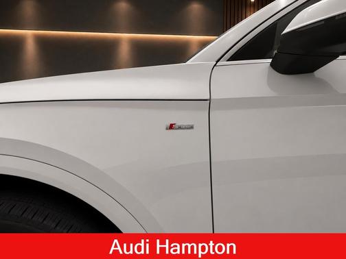 Ibis White 2020 Audi Q5 Premium Plus 55 TFSI e quattro S tronic