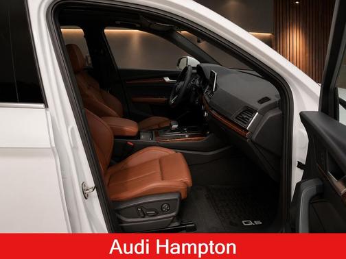 Ibis White 2020 Audi Q5 Premium Plus 55 TFSI e quattro S tronic