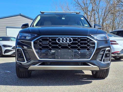 2022 Audi Q5 45 S line Premium Plus