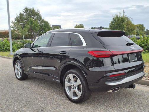 2025 Audi Q5 Premium Plus