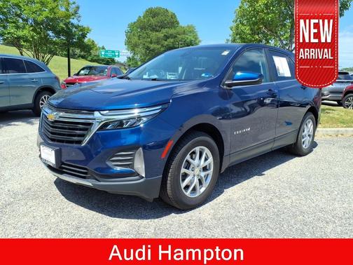 Blue Glow Metallic 2022 Chevrolet Equinox 1LT