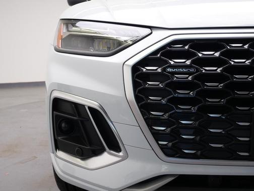 2024 Audi Q5 45 S line Premium Plus
