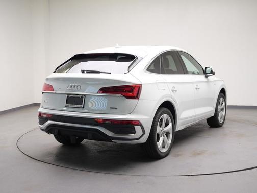2024 Audi Q5 45 S line Premium Plus
