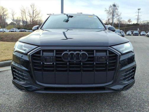 2023 Audi Q7 45 Premium Plus