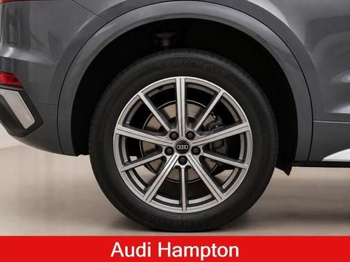 Daytona Gray Pearl Effect 2022 Audi SQ5 3.0T Premium Plus