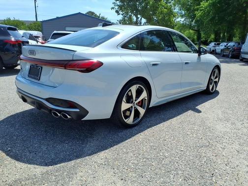 Glacier White Metallic 2026 Audi S5 Premium Plus TFSI quattro S tronic