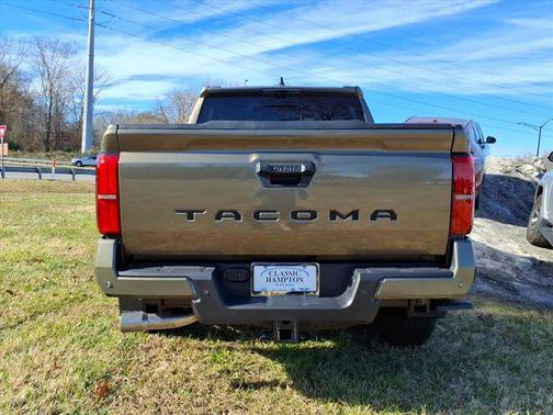 2025 Toyota Tacoma TRD Off Road