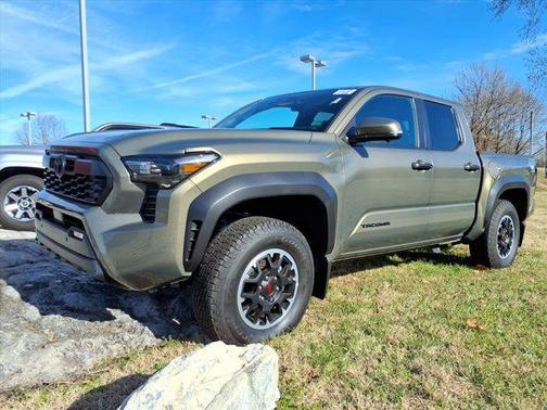 2025 Toyota Tacoma TRD Off Road