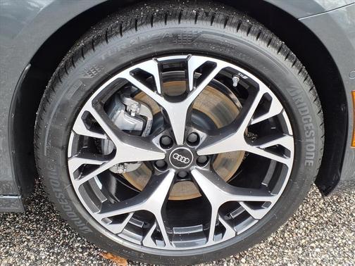 Daytona Gray Pearl Effect 2026 Audi A6 Premium Plus quattro S tronic