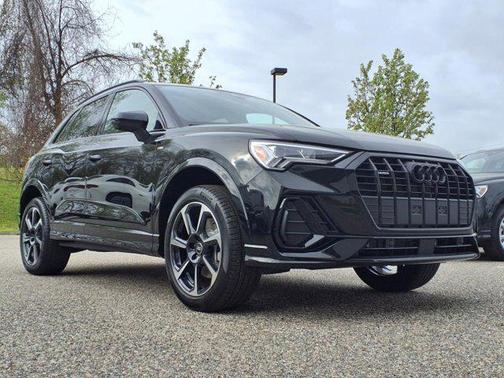 2025 Audi Q3 45 S line Premium Plus