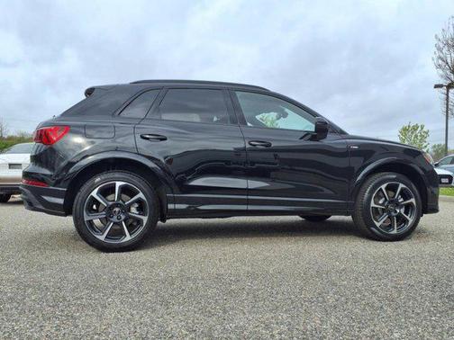 2025 Audi Q3 45 S line Premium Plus