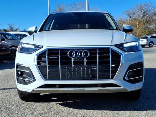 2024 Audi Q5 40 Premium Plus