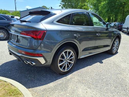 Daytona Gray Pearl Effect 2022 Audi SQ5 3.0T Premium Plus