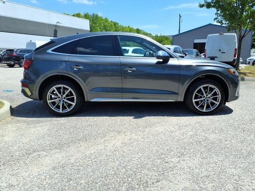 Daytona Gray Pearl Effect 2022 Audi SQ5 3.0T Premium Plus