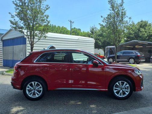 2025 Audi Q3 Premium 45 TFSI S line quattro Tiptronic